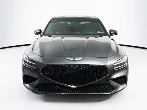 2023 Genesis G70 