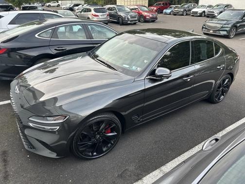 2023 Genesis G70 