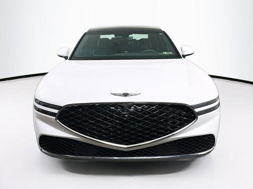 2025 Genesis G90 ESC