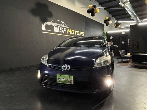 2013 Toyota Prius Two