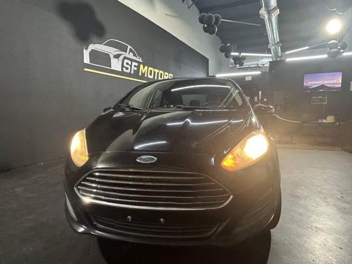 2016 Ford Fiesta SE