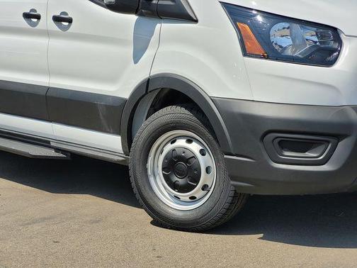 2025 Ford Transit-350 XL