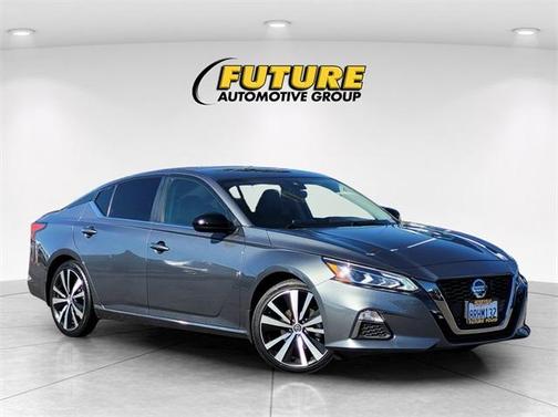 2020 Nissan Altima 2.5 SR