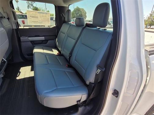 2024 Ford F-150 Lightning Pro