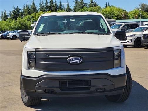 2024 Ford F-150 Lightning Pro