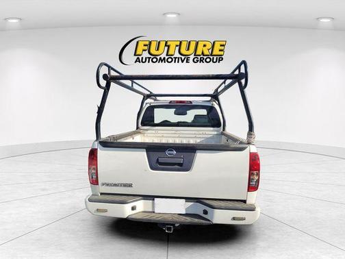 Glacier White 2020 Nissan Frontier S