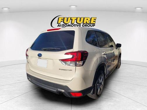 2022 Subaru Forester Base (CVT)