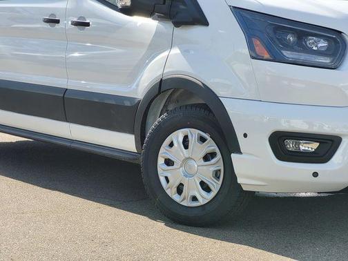Oxford White 2026 Ford Transit-350 XLT