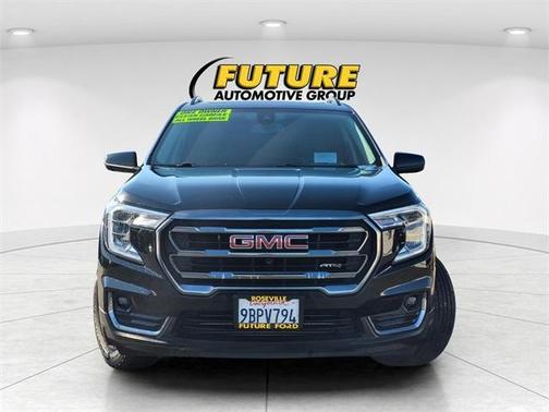 2022 GMC Terrain AT4