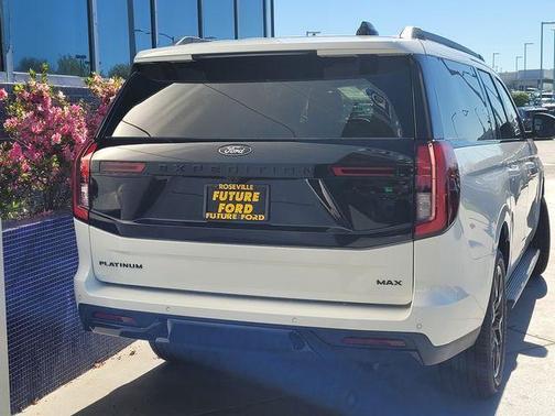 Star White 2026 Ford Expedition Max Platinum