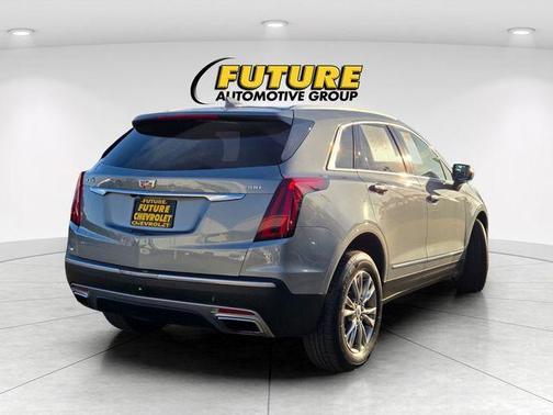 Silver Metallic 2023 Cadillac XT5 Premium Luxury