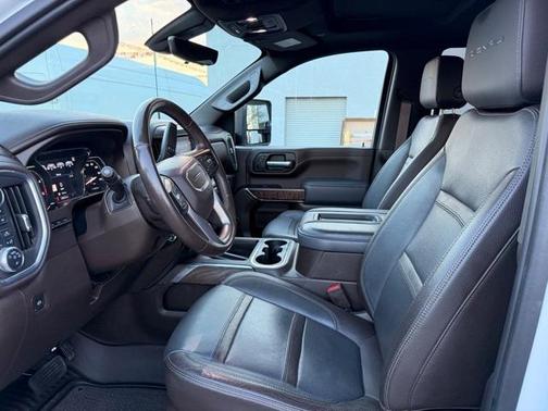 2021 GMC Sierra 2500 Denali