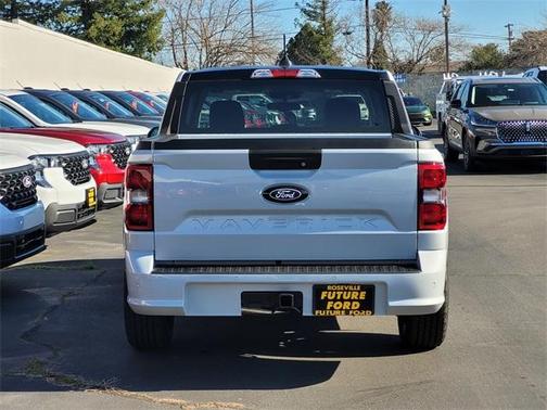 2026 Ford Maverick Lobo Standard