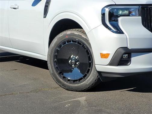 2026 Ford Maverick Lobo Standard