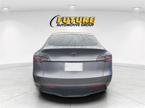 2025 Tesla Model Y Long Range