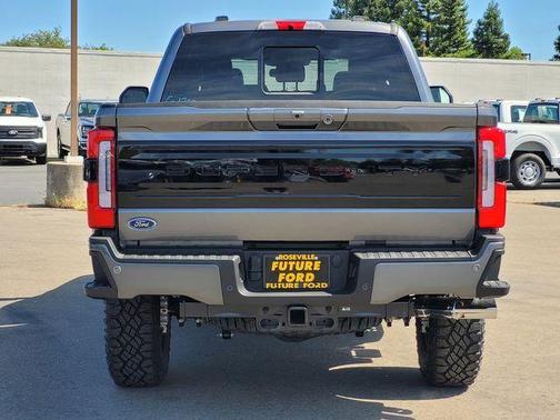 2026 Ford F-250 Platinum