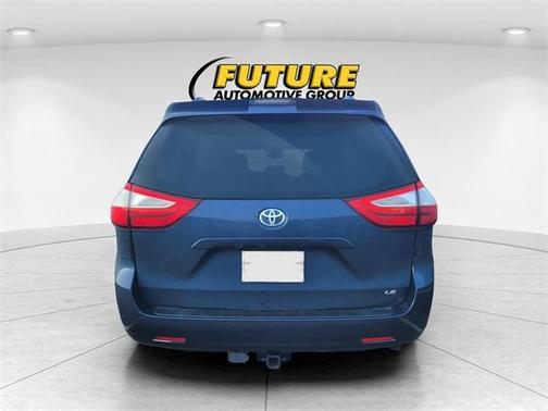 2018 Toyota Sienna L