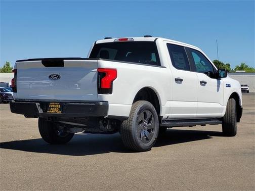 2025 Ford F-150 Lightning Pro