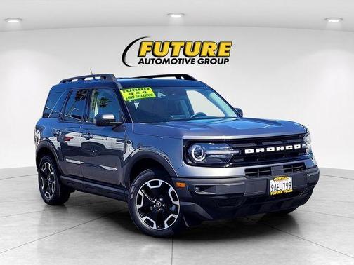 Gray Metallic 2022 Ford Bronco Sport Outer Banks