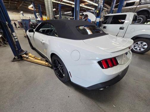 Oxford White 2025 Ford Mustang GT Premium