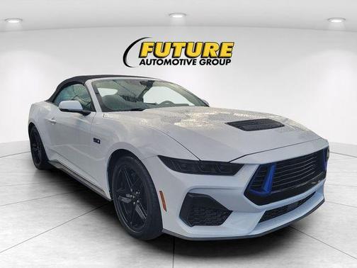 Oxford White 2025 Ford Mustang GT Premium
