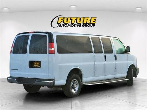 2020 Chevrolet Express 3500 LT