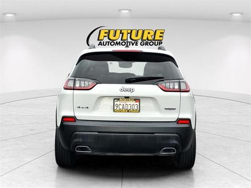 2022 Jeep Cherokee Latitude Lux