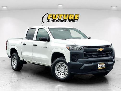 Summit White 2023 Chevrolet Colorado WT
