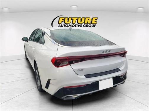2022 Kia K5 LXS