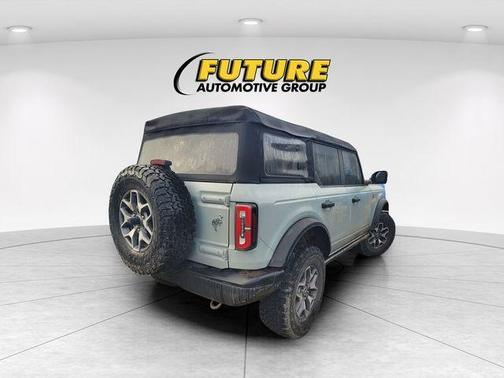 2023 Ford Bronco 