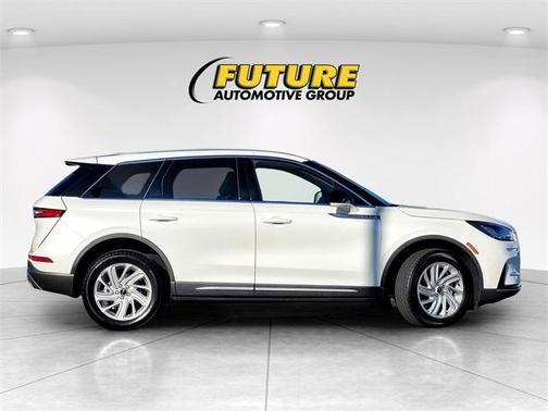 2024 Lincoln Corsair Premiere