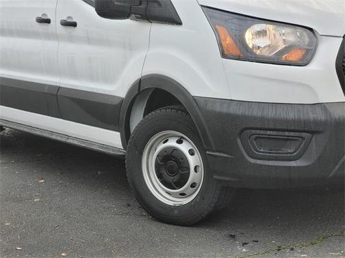 2026 Ford Transit-250 148 WB Medium Roof Cargo