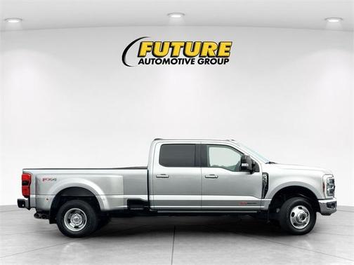 2024 Ford F-350 Lariat Super Duty