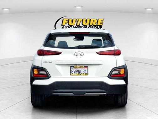 2021 Hyundai KONA SE