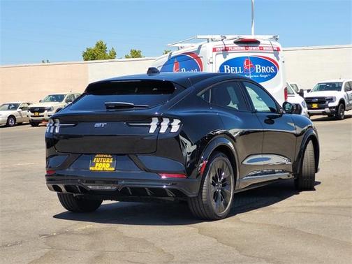 2025 Ford Mustang Mach-E GT