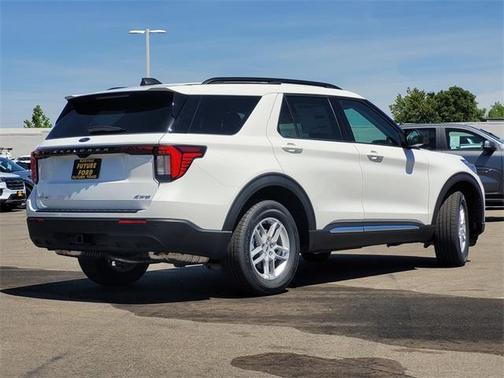 2026 Ford Explorer 