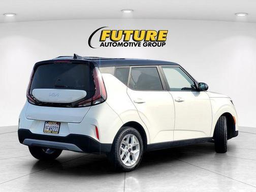 2023 Kia Soul S