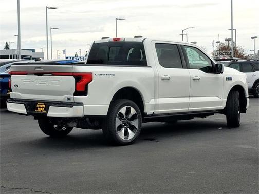 2025 Ford F-150 Lightning Platinum