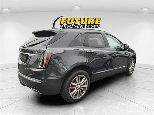 2023 Cadillac XT5 Sport