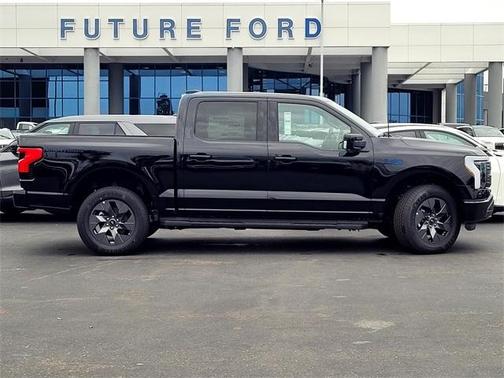 2025 Ford F-150 Lightning LARIAT