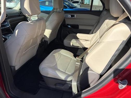 2022 Ford Explorer Platinum