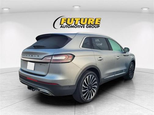 2020 Lincoln Nautilus Black Label