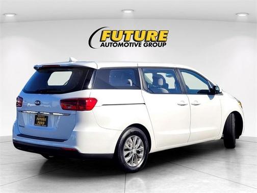 2020 Kia Sedona L