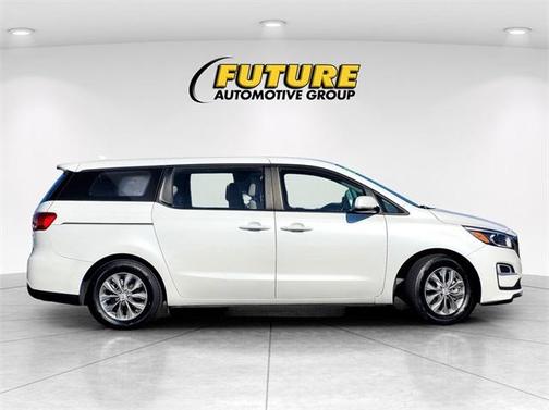 2020 Kia Sedona L