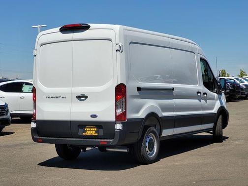 2026 Ford Transit-250 148 WB Medium Roof Cargo