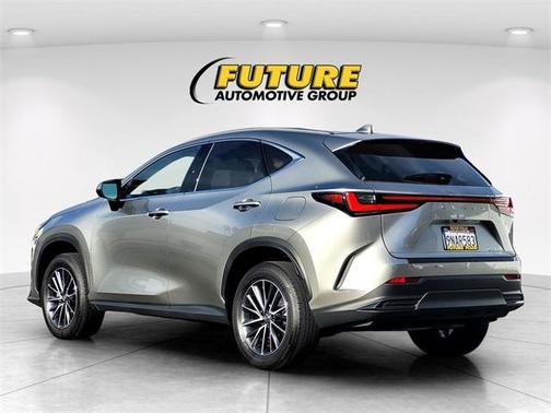2025 Lexus NX 350h Base
