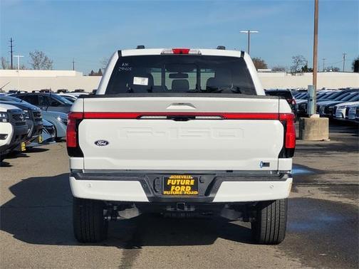 2025 Ford F-150 Lightning LARIAT