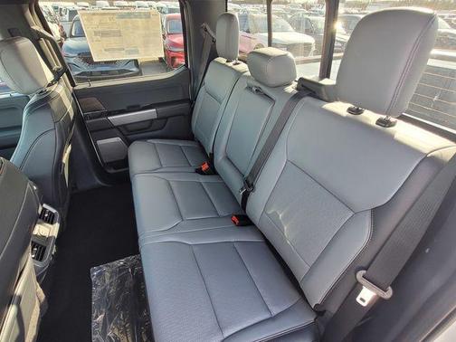 2025 Ford F-150 Lightning LARIAT