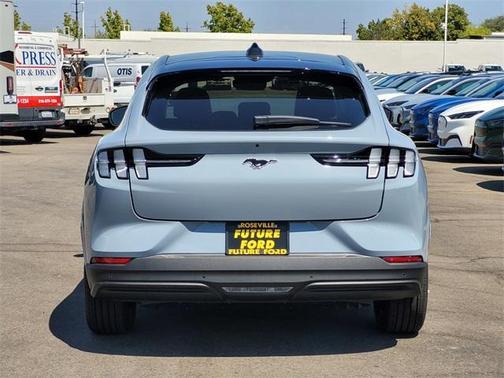 2025 Ford Mustang Mach-E Premium