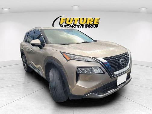 Champagne Silver 2023 Nissan Rogue SL